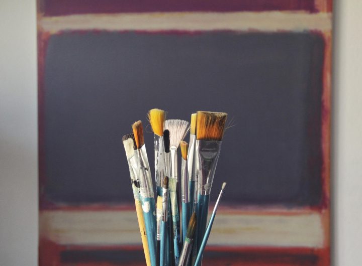 Brushes, art, paint — Top Roll Top Bath Designs for a Vintage-Inspired Bathroom